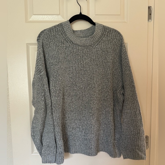 American Eagle Chunky Sweater - Picture 1 of 5